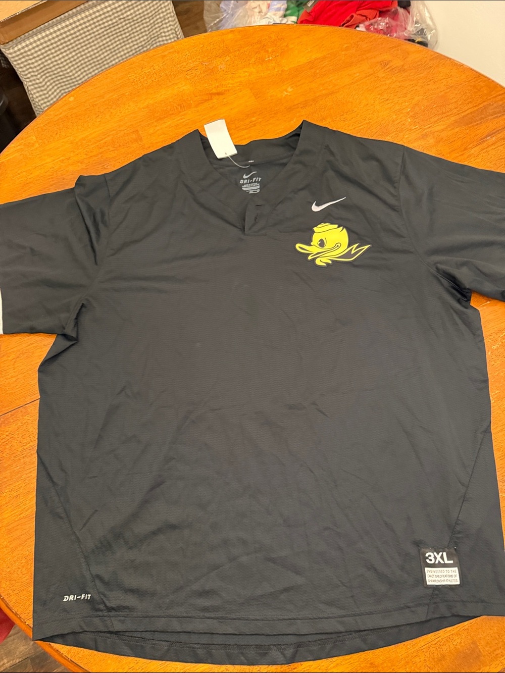 Nike Black V-Neck Dri-FIT Shirt with Yellow Duck Logo Oregon Ducks Jersey xxxl